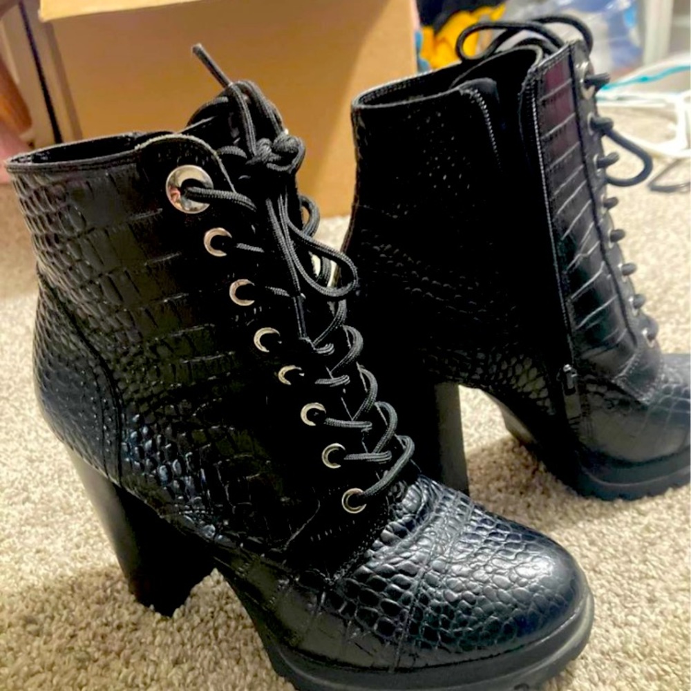 Blacks wedges heels
